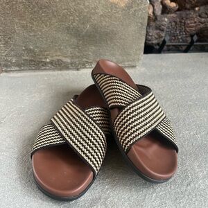 Rothy's The Weekend Slide